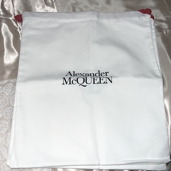 Alexander McQueen oversize sneakers with crystals. Size 38.5 - Picture 6 of 9